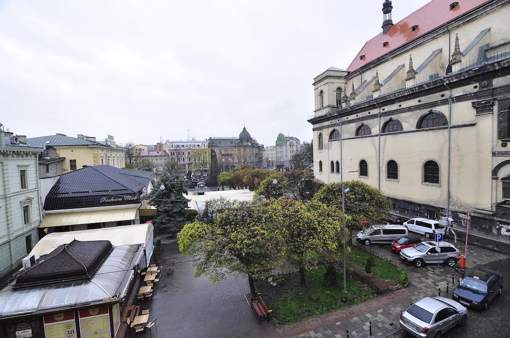 Voyager Hostel Lviv Dış mekan fotoğraf