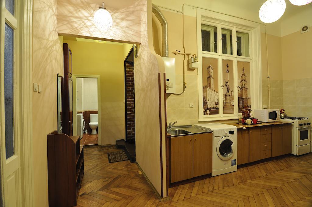 Voyager Hostel Lviv Dış mekan fotoğraf