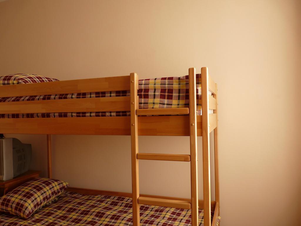 Voyager Hostel Lviv Oda fotoğraf